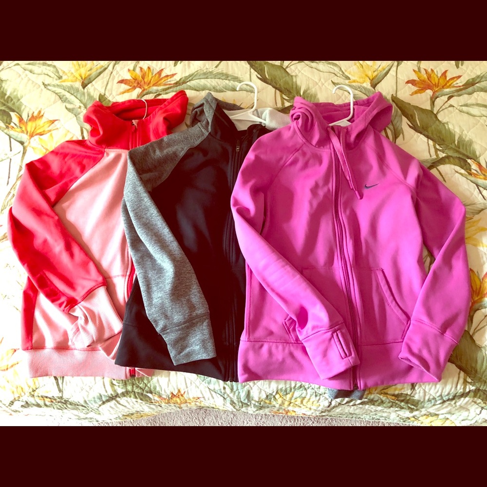 Women’s Nike Zip front jackets